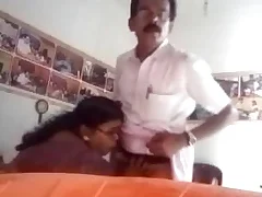 Indian wife gives a satisfying blowjob in HD