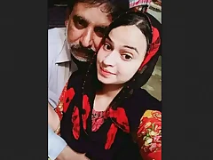Pakistani Tot Shows off Her Big Boobs and Pussy in Clip