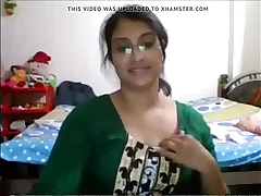 Amateur desi babe strips and seduces on webcam