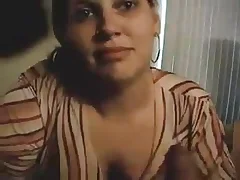 This unskilful white milf is a pro at giving blowjobs and handjobs making this video a mustwatch for fans of Indian porn