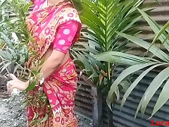 Bengali Desi Bhabhi Outdoor Chudai Devar Ke Saath red Saree main Official Movie By Localsex31