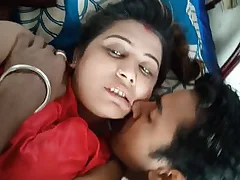 Teen truss indulges in fucking fun and humor in a super simmering flick