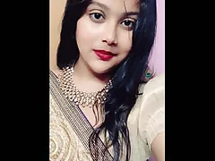 Beautiful Bengali Sweeping Gets Her Pussy Licked Fingered and Fucked by Lover