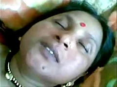 Indian Townsperson aunty sex in her husband  XVIDEOSCOM