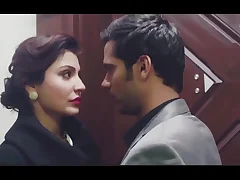 Bollywood actress hot kiss