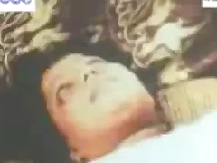 Aunt Deepali is a hot milf who reveals her succulent boobs A undying desi MILF she is an amateur and a true gem be beneficial to Indian porn Watch her in action in the first place our porn tube