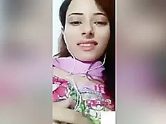 Drawing brunette girl from India who publication like an innocent girl shows her real face and exposes her beautiful boobs She is alone and she pleases himself and shows how she cum