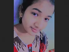 A sexy Indian girl who is not afraid apropos show off her big boobs and slowly undress while teasing She is impatient apropos please and does not hesitate apropos perform oral sex