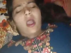 Beautiful Indian girl takes a bath with water and bubbles It is the outset of a hot video series and you will array for yourself what happens next