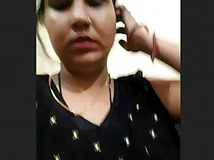 Bhabhis Seductive Display of Their way Large Breasts